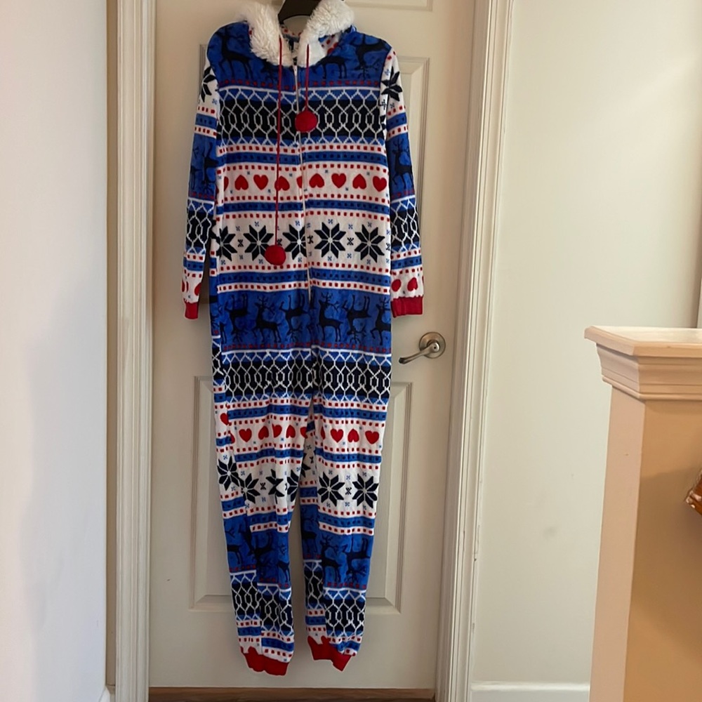 Secret Treasures Holiday Onesie size XL